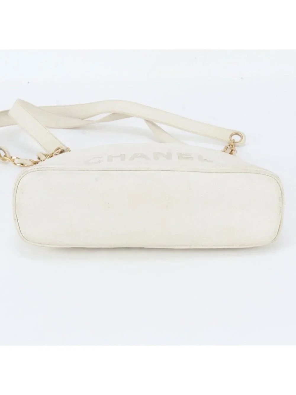 Chanel Caviar Leather Shoulder Bag